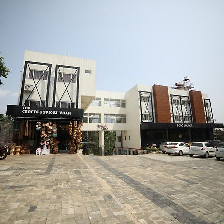 Hotel Soorya Castle Wayanad Esterno foto