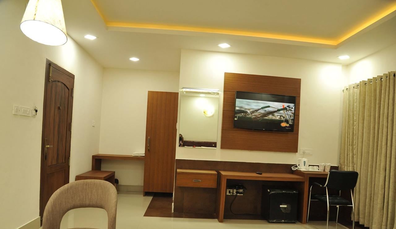 Hotel Soorya Castle Wayanad Esterno foto