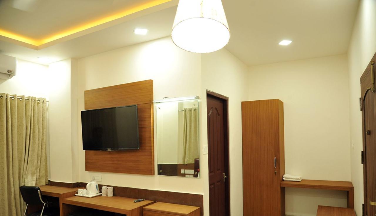 Hotel Soorya Castle Wayanad Esterno foto