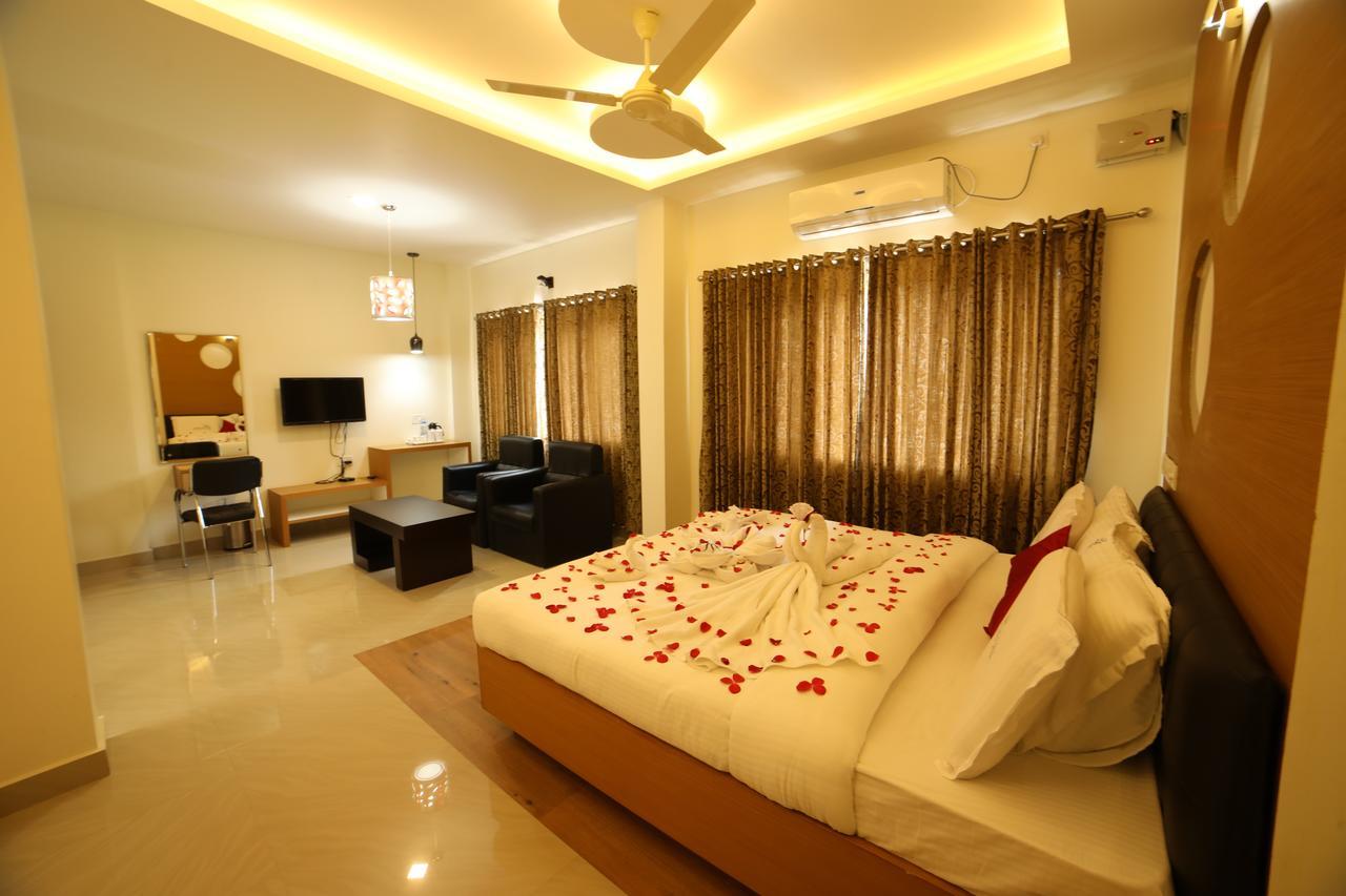 Hotel Soorya Castle Wayanad Esterno foto