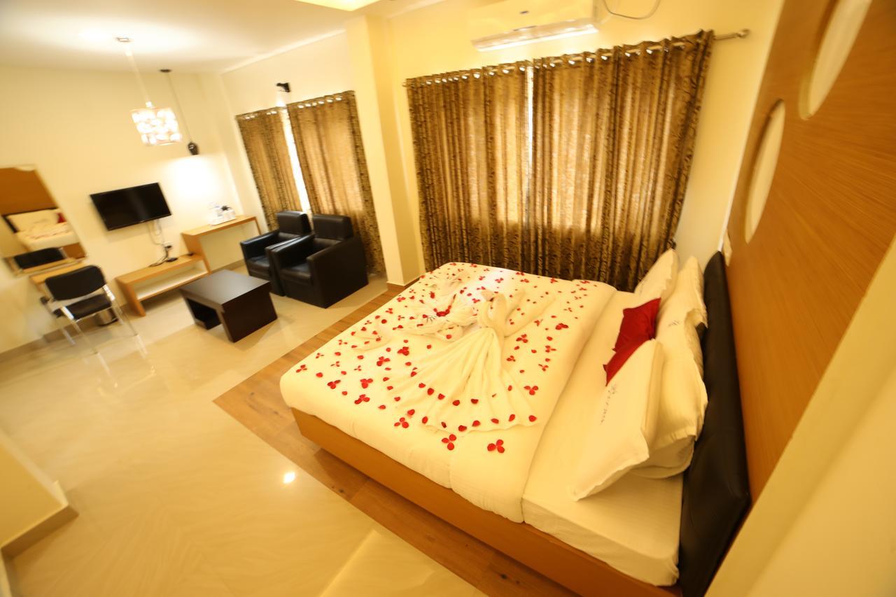 Hotel Soorya Castle Wayanad Esterno foto